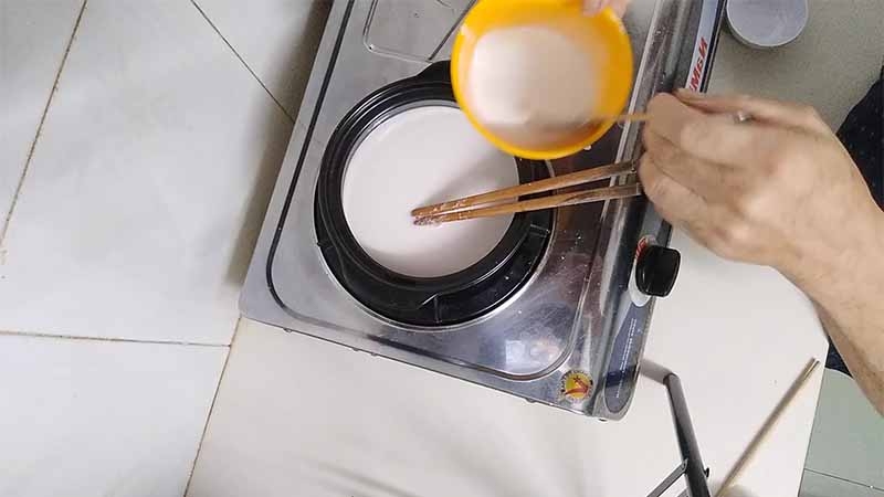 nau nuoc cot dua