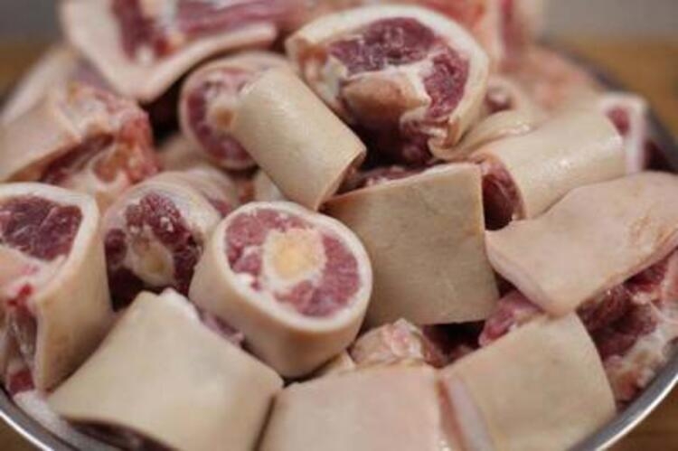 Cách nấu lẩu đuôi bò miền Bắc 3