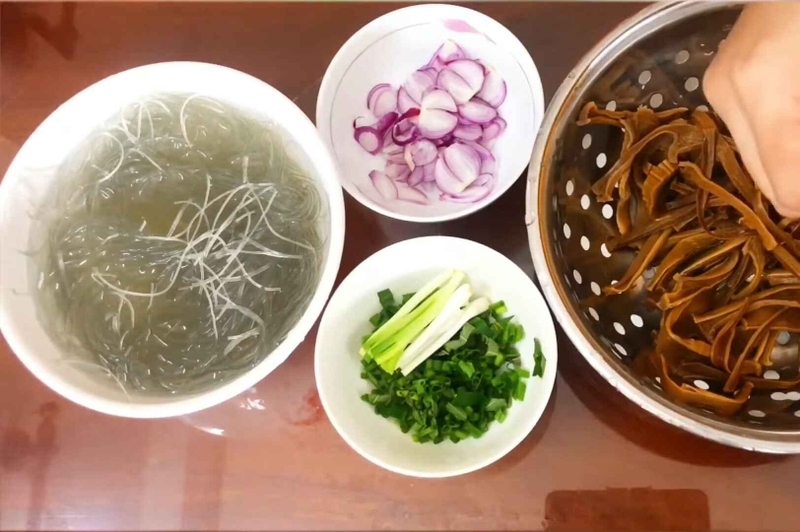 nguyen lieu nau mien mang vit