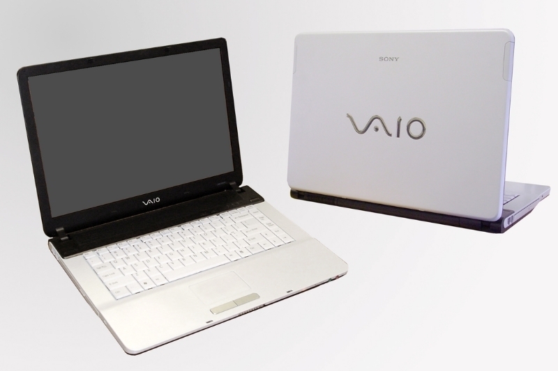 cách nhận biết các dòng laptop Sony 2