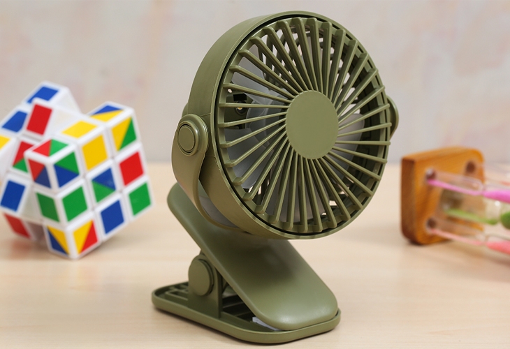 cách sạc quạt tích điện mini 4