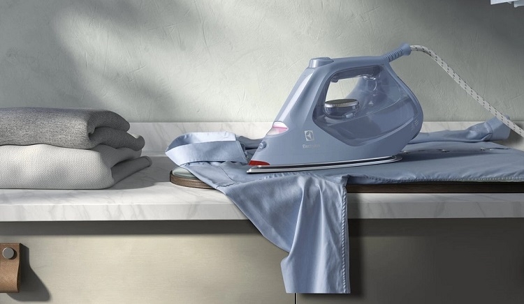 Cách sử dụng bàn ủi hơi nước Electrolux (Hình 5)