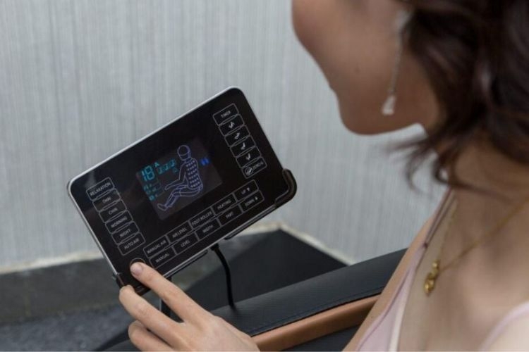 Khám phá cách sử dụng bảng điều khiển ghế massage đúng chuẩn và chi tiết nhất
