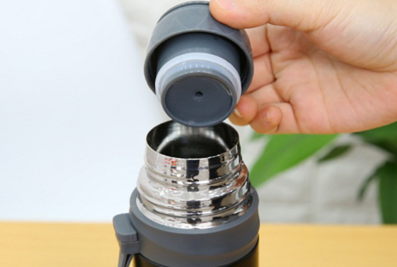 Sử dụng b&igrave;nh giữ nhiệt lần đầu - h&igrave;nh 4