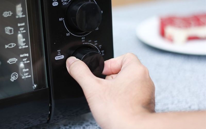 Cách sử dụng lò nướng Electrolux 4