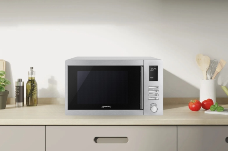 Cách sử dụng lò vi sóng Smeg an toàn và hiệu quả giúp nấu ăn nhanh, tiết kiệm thời gian