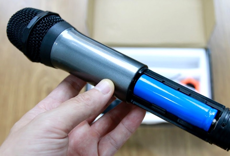 cac nut chuc nang tren micro karaoke bluetooth
