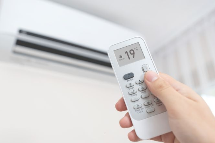 Hướng dẫn cách sử dụng remote máy lạnh Kendo đơn giản mà hiệu quả, chỉ trong vài phút