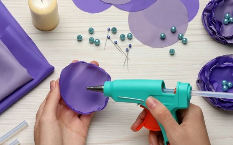 Ứng dụng súng băn keo làm đồ handmade