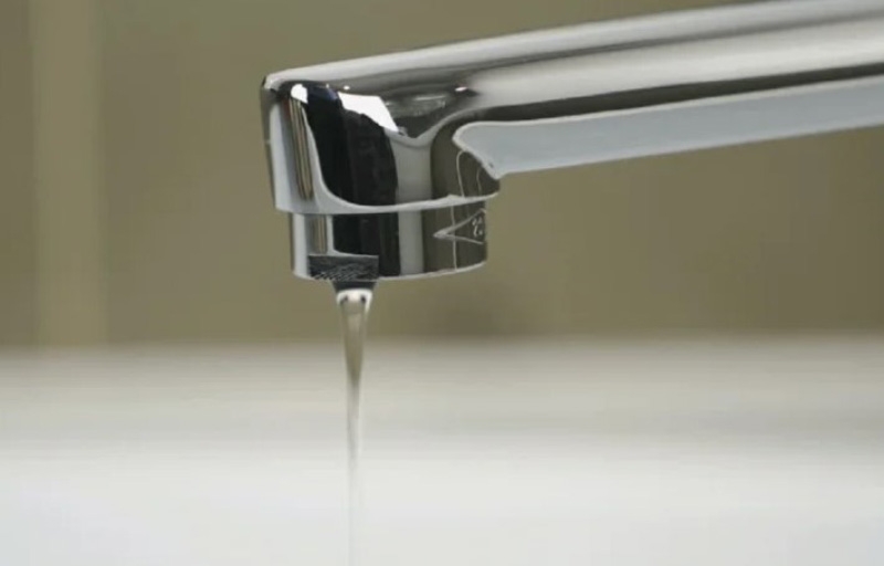 cách sửa vòi nước nóng lạnh chảy yếu - hình 1