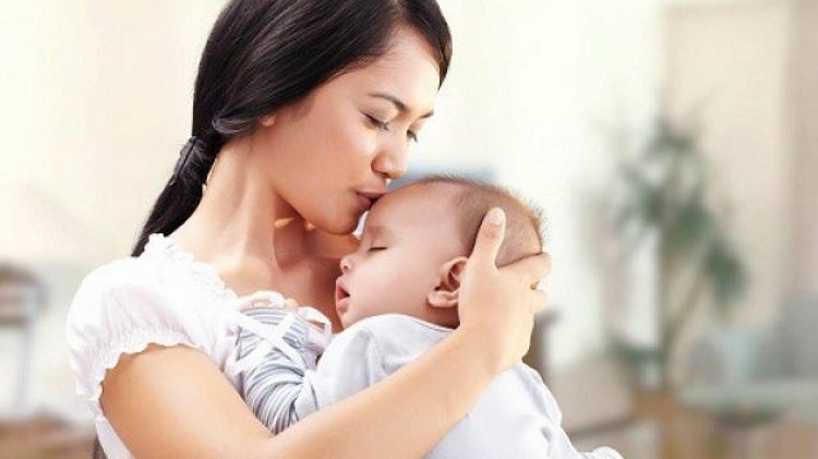 cách tạo sáng chụp ảnh 2 mẹ con 1