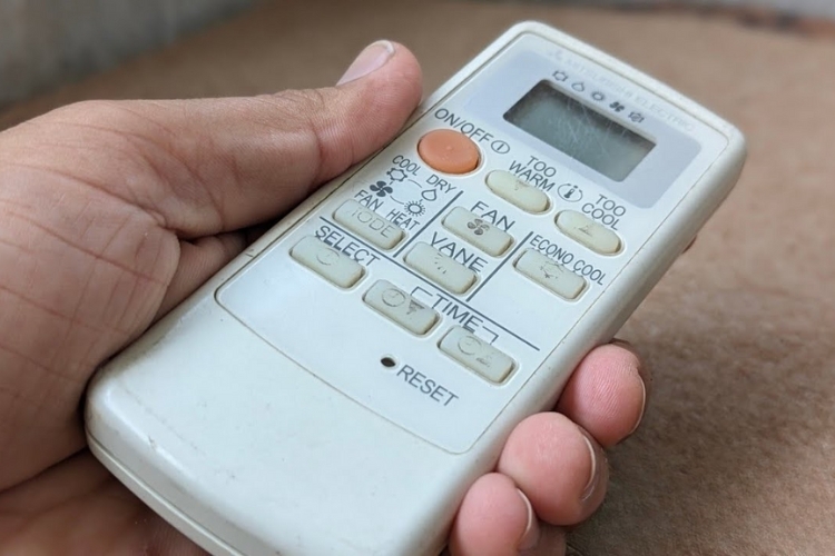 Hướng dẫn cách test mã lỗi máy lạnh Mitsubishi bằng remote chính xác, dễ hiểu nhất 