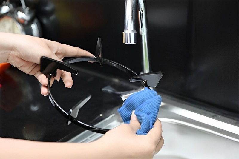 Cách vệ sinh bếp gas âm ảnh 2