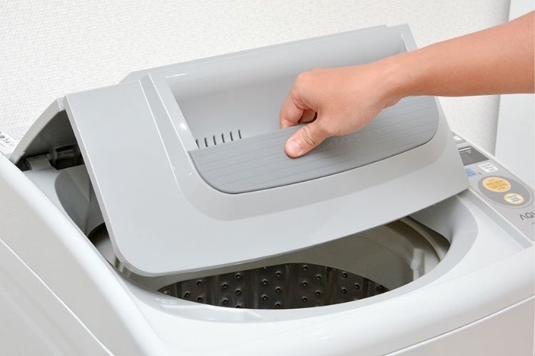 cach-ve-sinh-may-giat-aqua-7kg (2).jpg