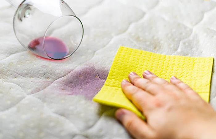 Cách vệ sinh nệm lò xo tại nhà 2