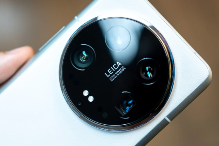 cảm biến light hunter 900 Công nghệ Dual Native ISO Fusion Max