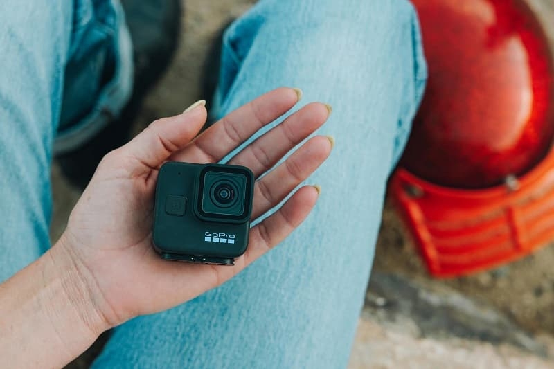 camera hành động và điện thoại cái nào quay phim tốt hơn 2.jpg