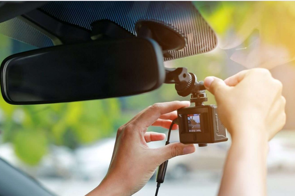 Khi mua camera hành trình cần lựa chọn thiết bị có khả năng tản nhiệt tốt