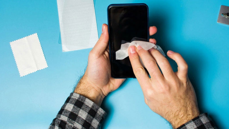 Camera trước iPhone 14 Plus bị mờ hình 5