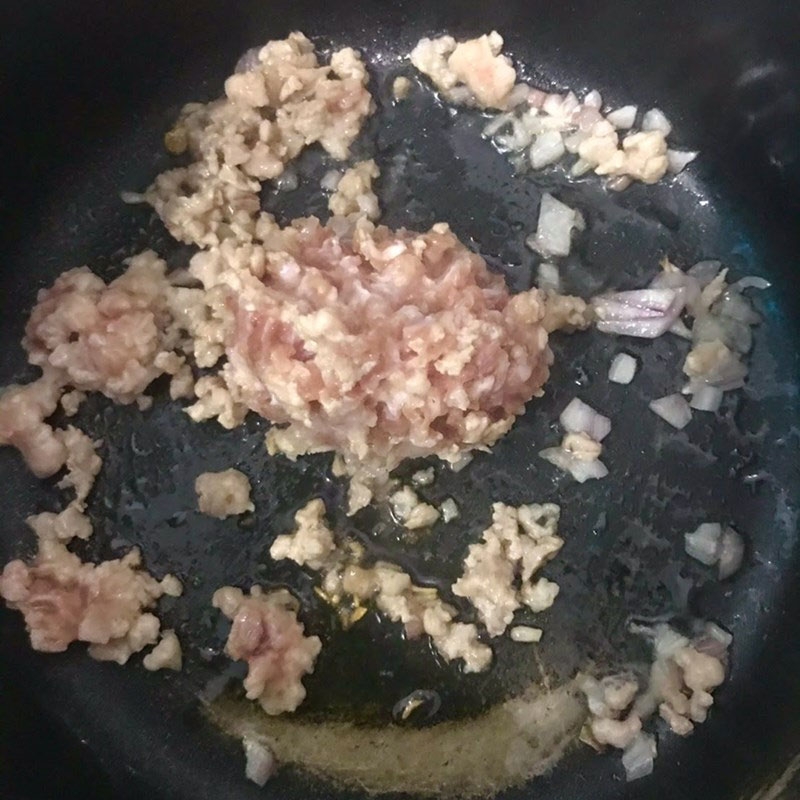 Canh bí đỏ thịt bằm rong biển hình 3