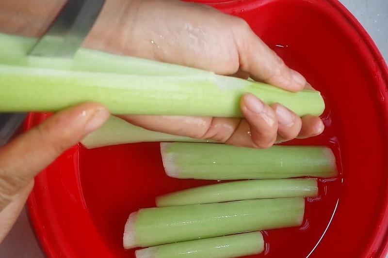 Canh cá nấu dọc mùng kiểu Bắc ảnh 3