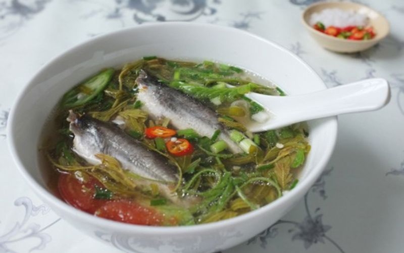 Món canh chua cá chốt lá giang