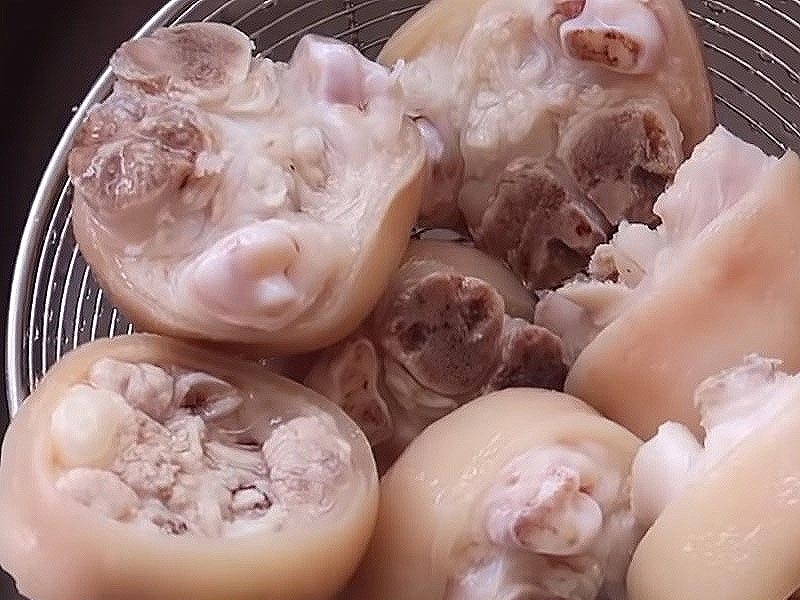 Canh chua giò heo 5