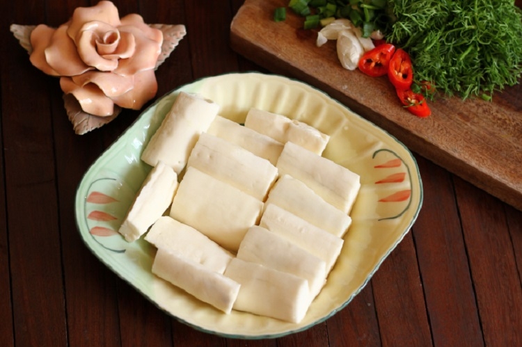 canh củ sắn nấu cá quả
