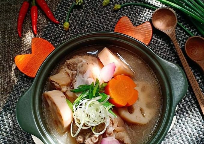 canh củ sen 2