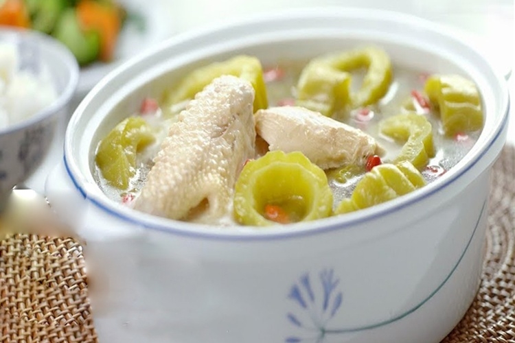 canh gà khổ qua 10