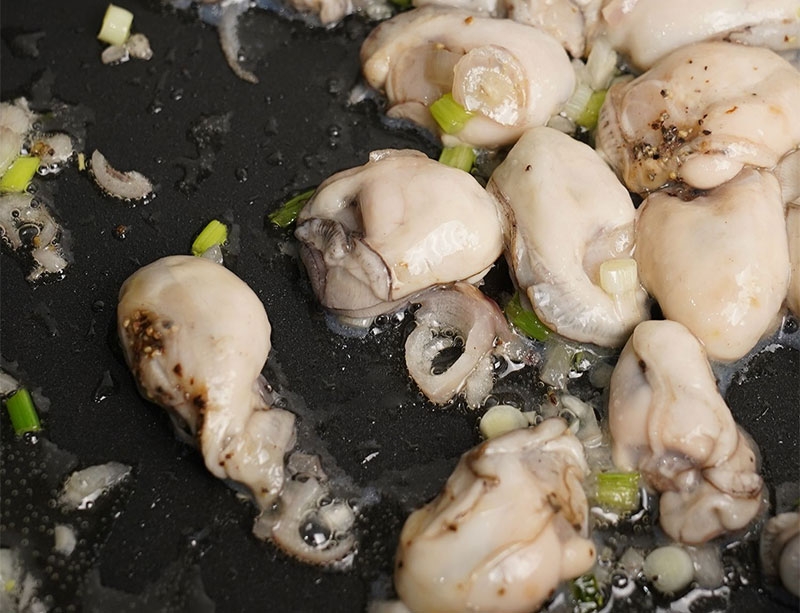 Canh hàu nấu bầu hình 3