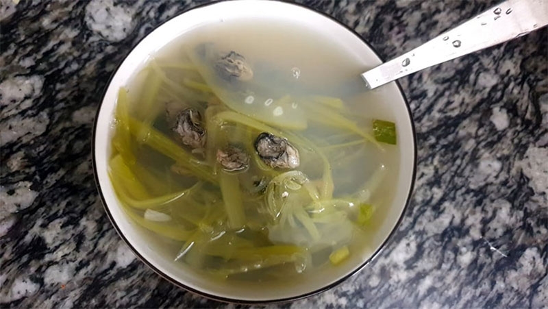 Canh hàu nấu bầu hình 5