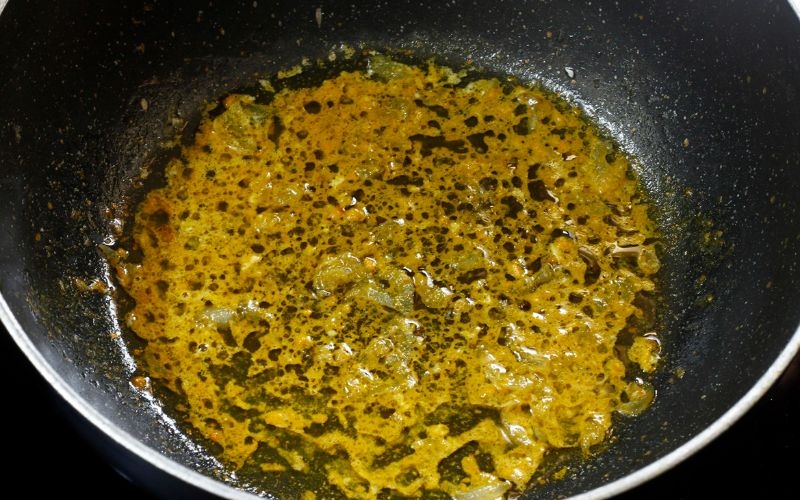 Chưng gạch cua làm canh khoai sọ rau rút nấu cua