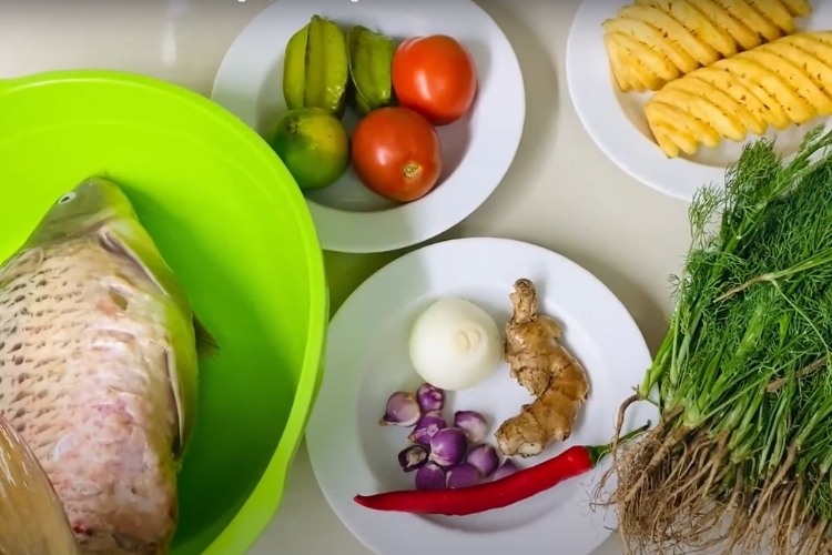 Nguyên liệu nấu món canh riêu cá miền Bắc