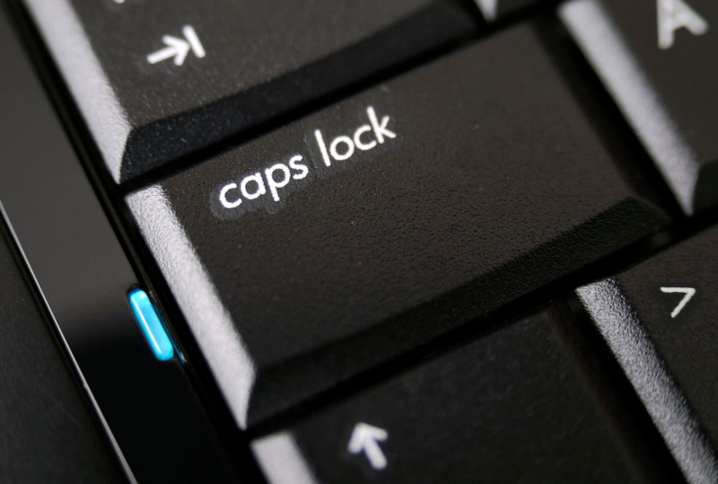 Bước 1: Xác định vị trí phím Caps Lock trên bàn phím