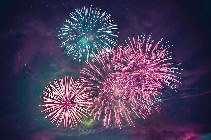 Câu nói hay về pháo hoa 2025 ảnh 1