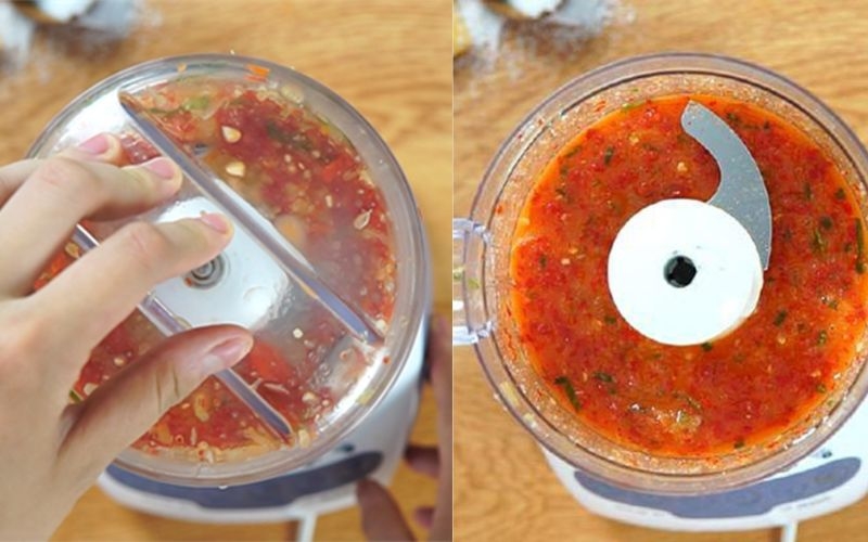 Xay ớt làm salad đào cay