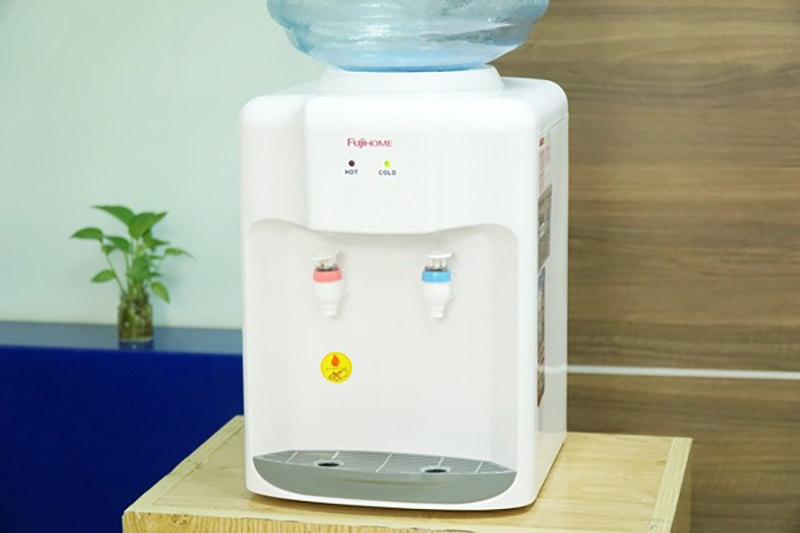 Cây nước nóng lạnh úp bình để bàn Fujihome WD55110E (hình 1)