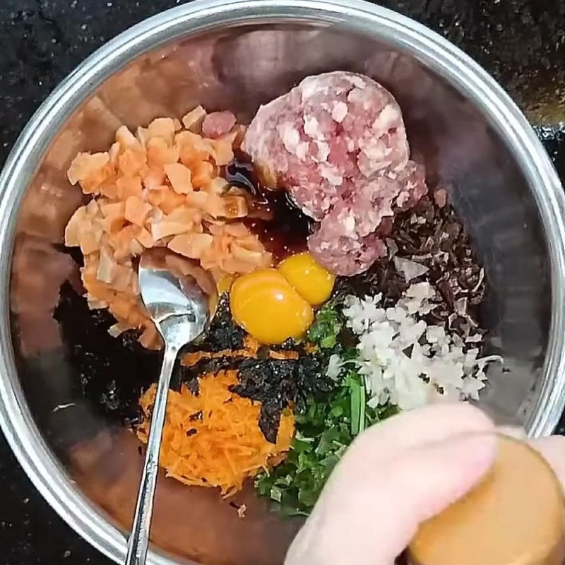 Chả giò cá hồi (hình 4)