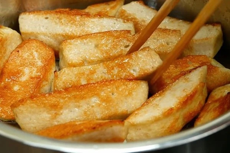 chả lụa kho nước mắm 1