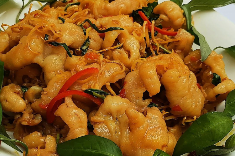 chan ga rut xuong xao sa ot
