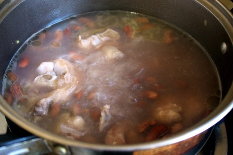 chân giò hầm đậu đỏ 4