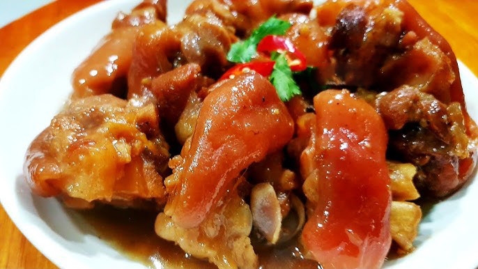 chân giò kho nước dừa tươi 1