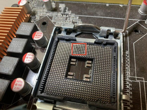 Vì sao chân socket CPU bị gãy?