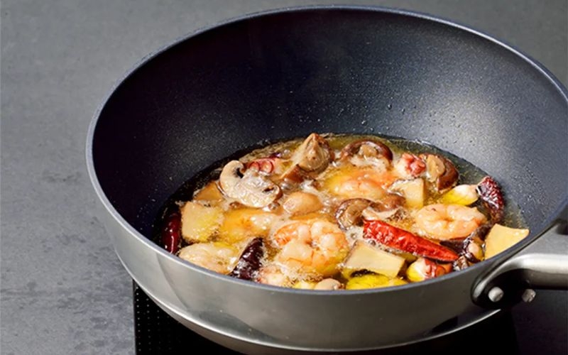 Chảo chống dính Hokua Nhật Bản có bền không 6