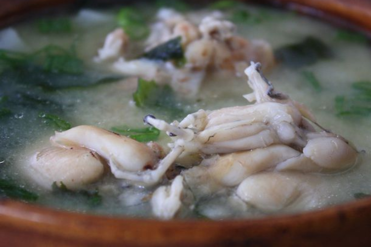 Cháo ếch rau mồng tơi hình 5