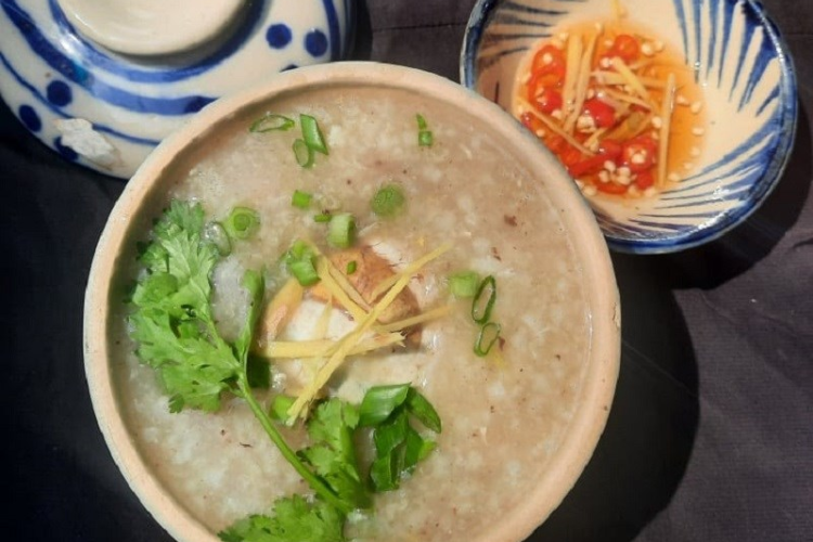 cháo hột vịt lộn 5