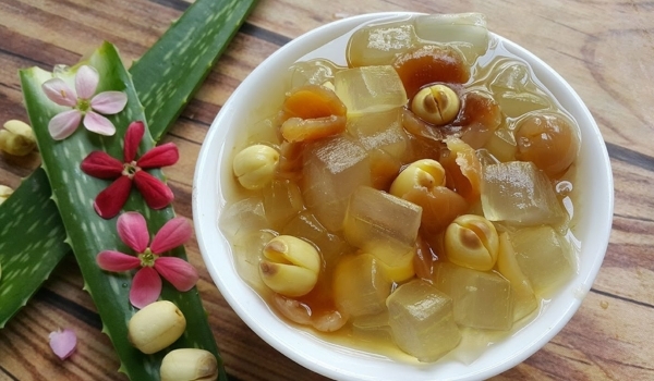 Lưu ý khi làm chè hạt sen nha đam
