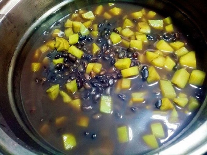 Chè khoai lang đậu đen 7