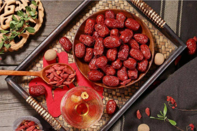 chè lê táo đỏ hình 4